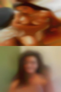 Sexy sexy woman looking for nudes.